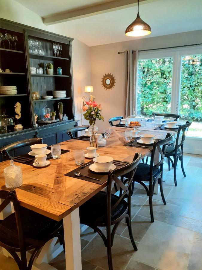 Domaine De La Limetiere Hotel Neuvy-le-Roi Kültér fotó