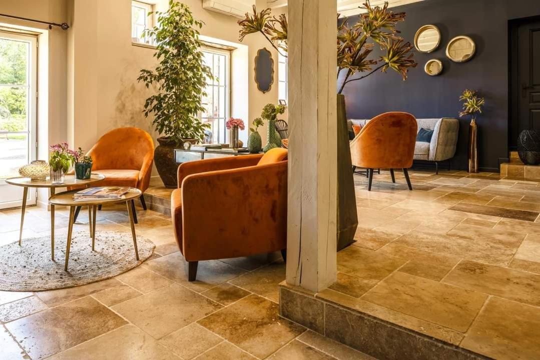 Domaine De La Limetiere Hotel Neuvy-le-Roi Kültér fotó